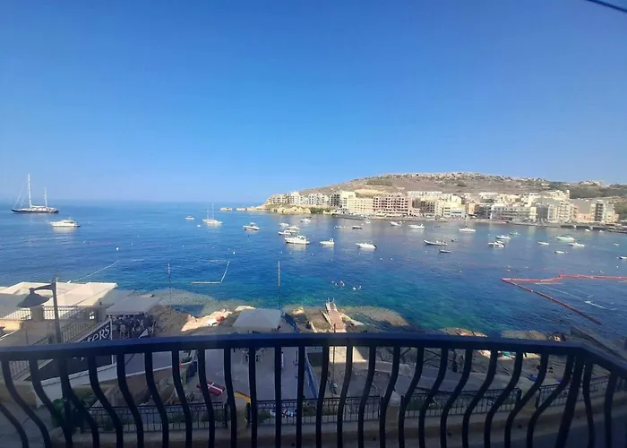 Seaview Apartment